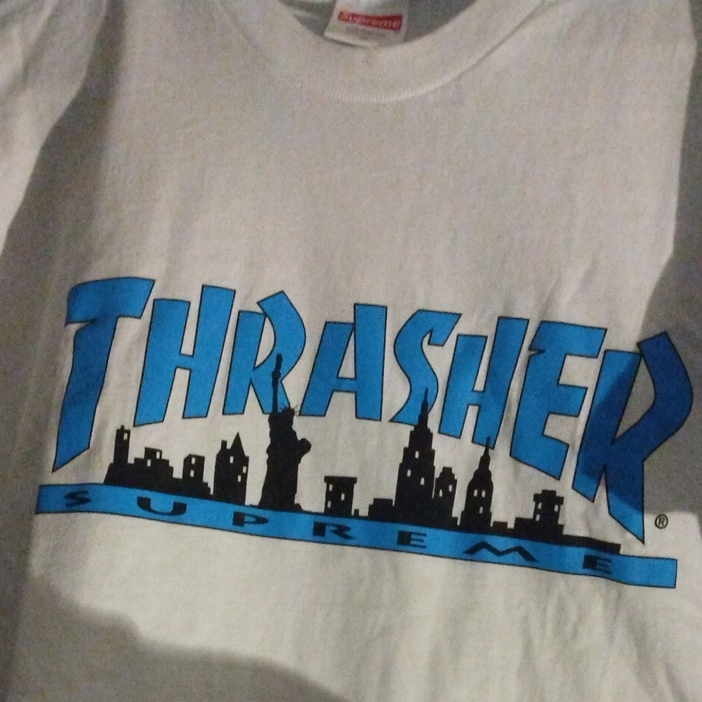 Supreme 21FW Thrasher Skyline Short Sleeve Mens T-Shirt In White - Picture 7 of 7